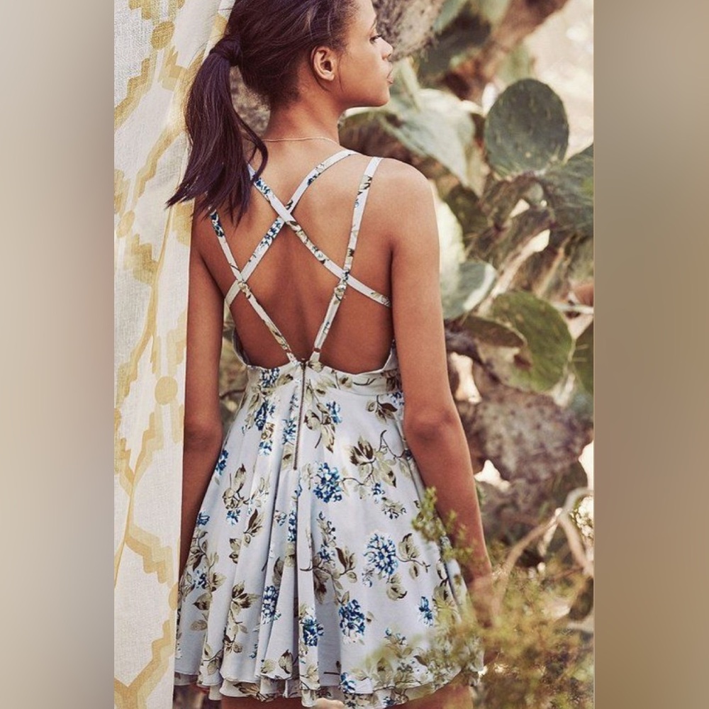 Urban Outfitters Kimchi Blue Women’s Fit & Flare dress
